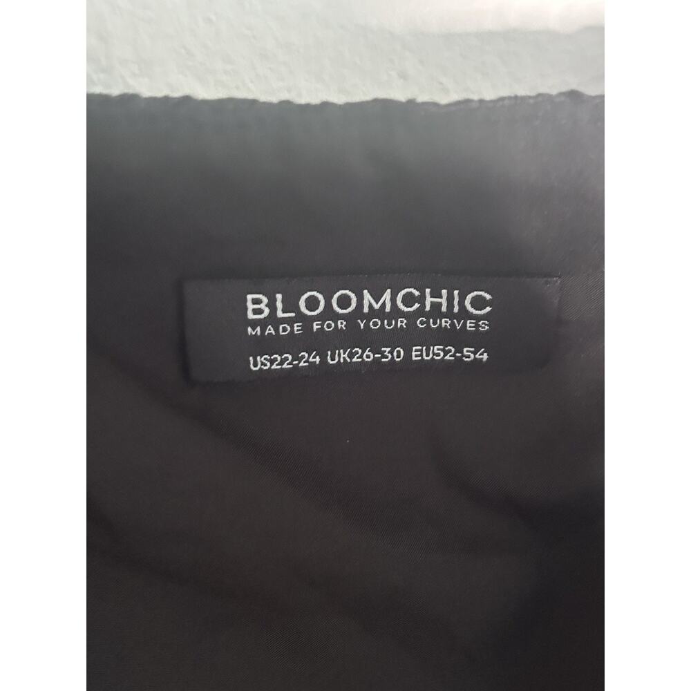 BloomChic Skater Dress Black Textured Rose Sleeveless Pockets Cocktail Sz 22 - Picture 11 of 11